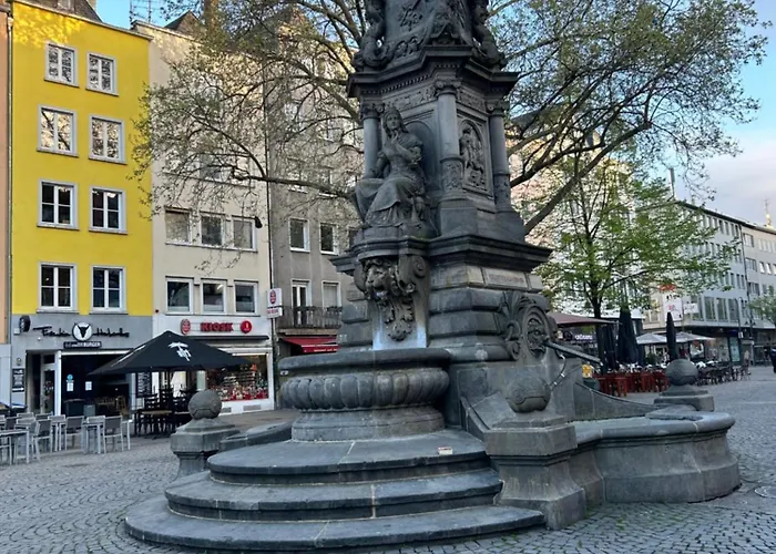 Villa Koeln City