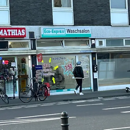 Villa Koeln City Экстерьер фото