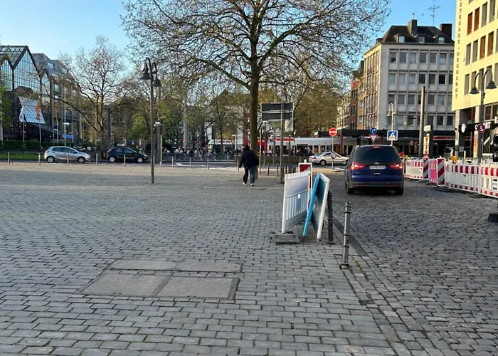 Villa Koeln City